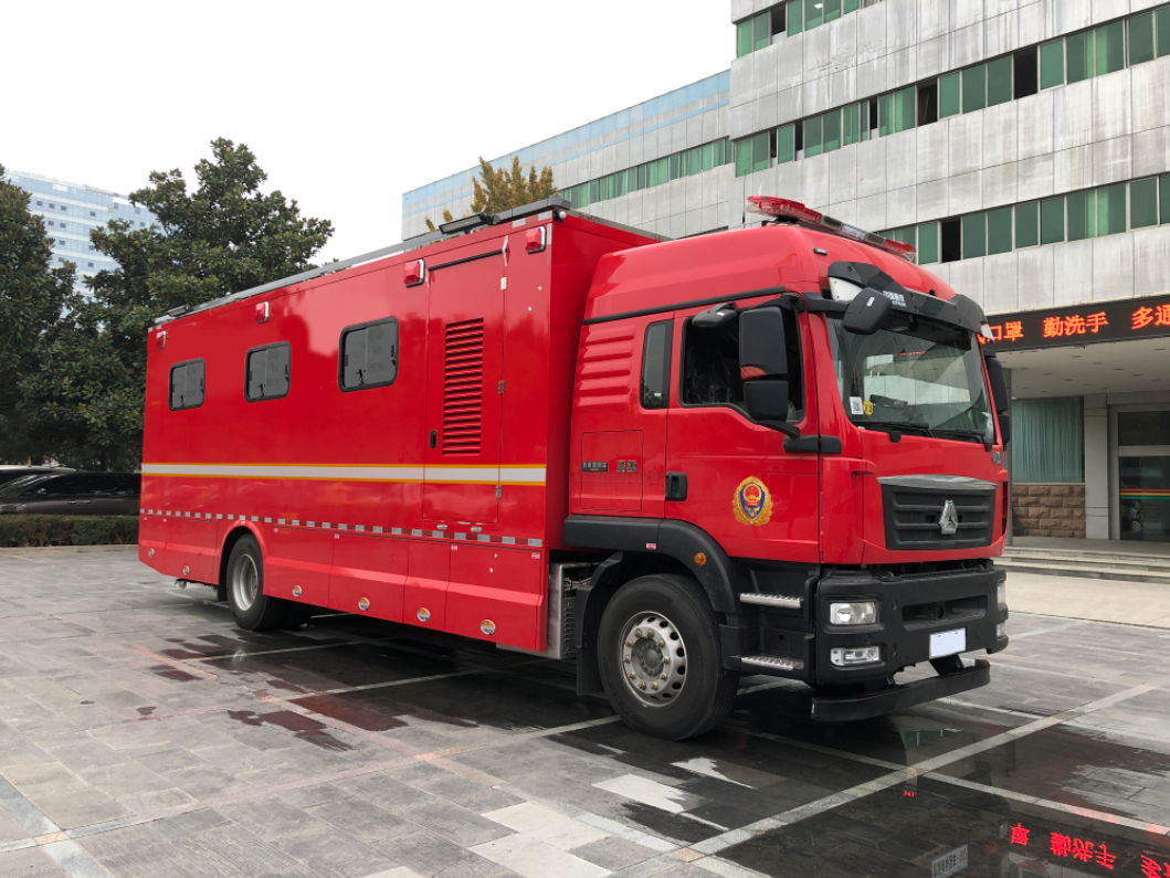 凈水車(chē)